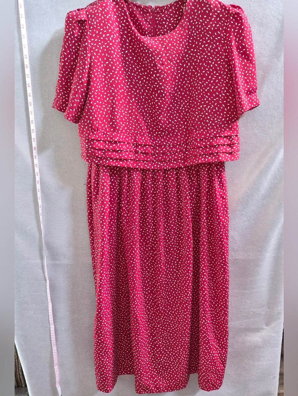 Vintage Red & White Print Midi Dress โ Size 12